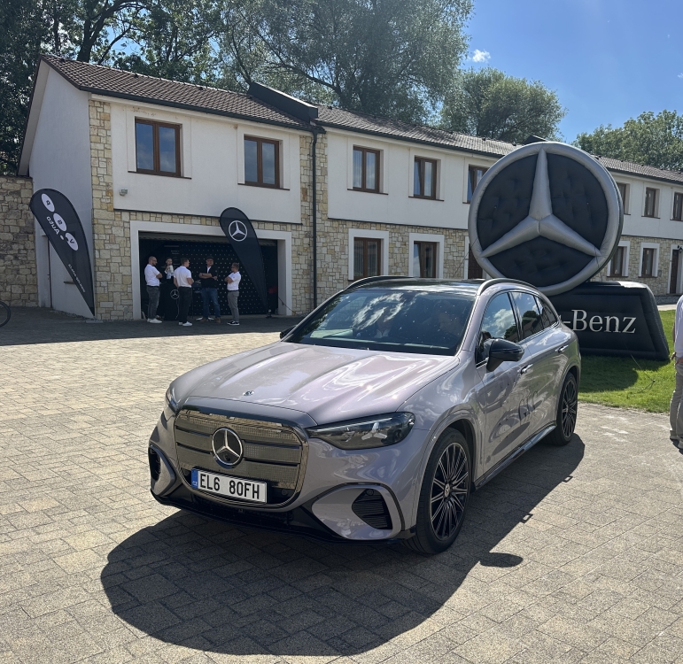 nové elektrické GLC EQ ve třech výkonových variantách