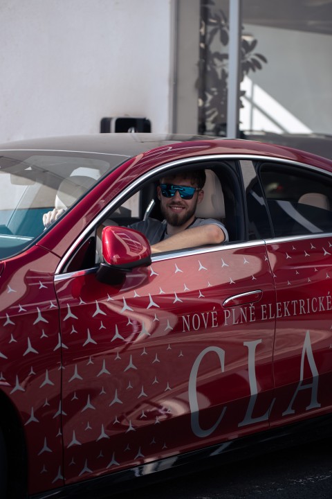 První jízdy s novým CLA a rodinou EQ (foto 79)