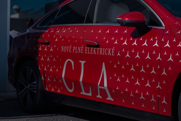 První jízdy s novým CLA a rodinou EQ (foto 87)