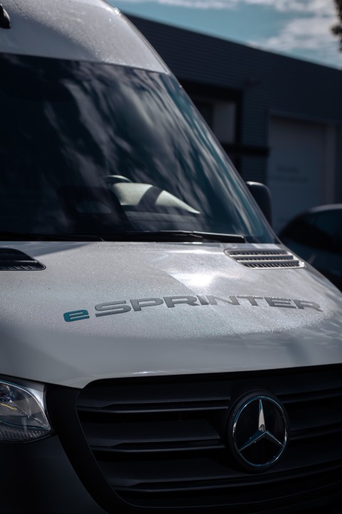 První jízdy s novým CLA a rodinou EQ (foto 18)