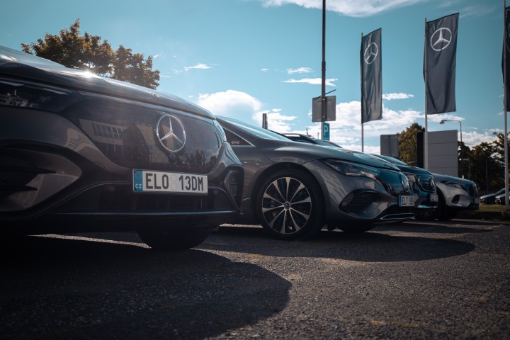 První jízdy s novým CLA a rodinou EQ (foto 22)