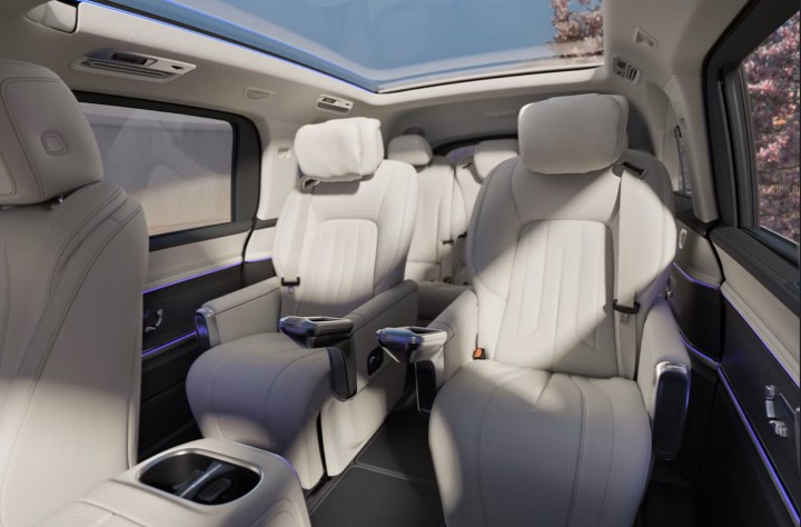 Světová premiéra elektrického Mercedes-Benz VLE (foto 5)