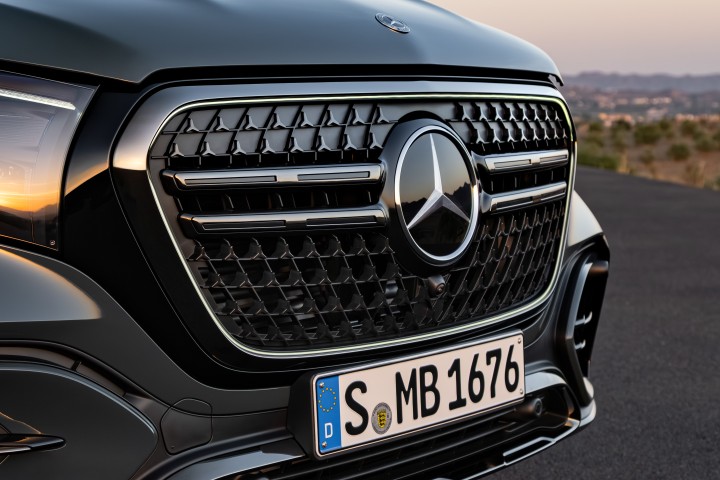 Nové GLS: Vlajkové SUV (foto 12)