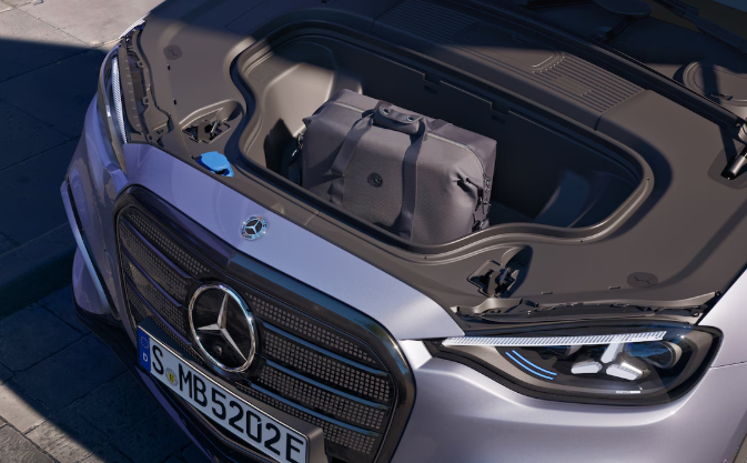 Nová éra začíná: plně elektrická Třída C je tady (foto 8)