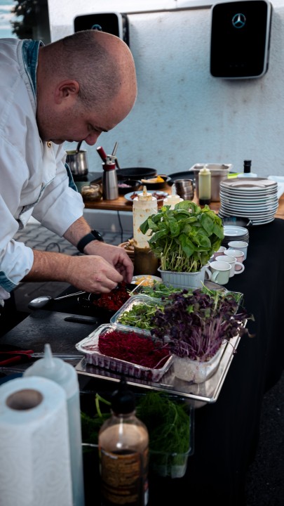 První jízdy s novým CLA a rodinou EQ (foto 52)