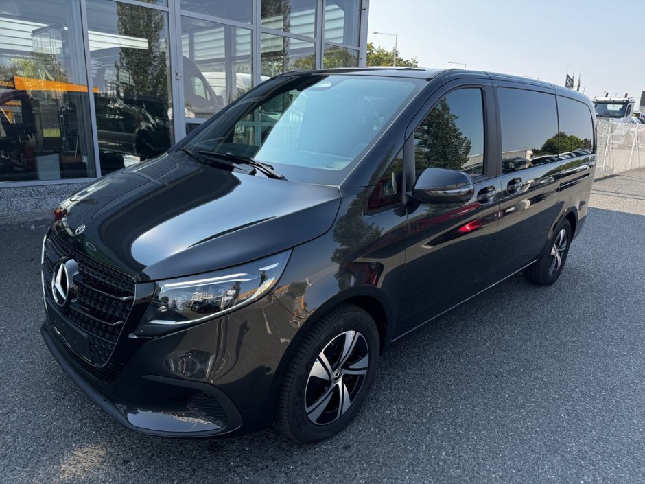 Mercedes-Benz V 300 STYLE 4MATIC Mercedes-Benz V 300 STYLE 4MATIC