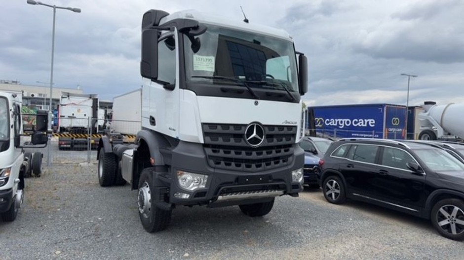Mercedes-Benz Arocs Mercedes-Benz Arocs