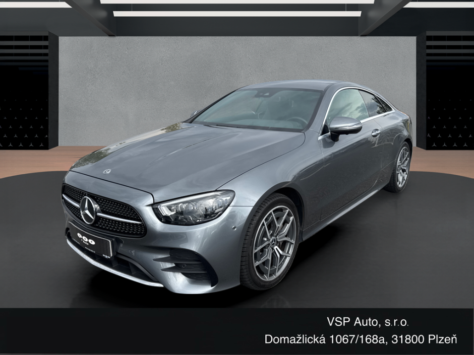 Mercedes-Benz E 200 AMG paket 200 4MATIC Kupé