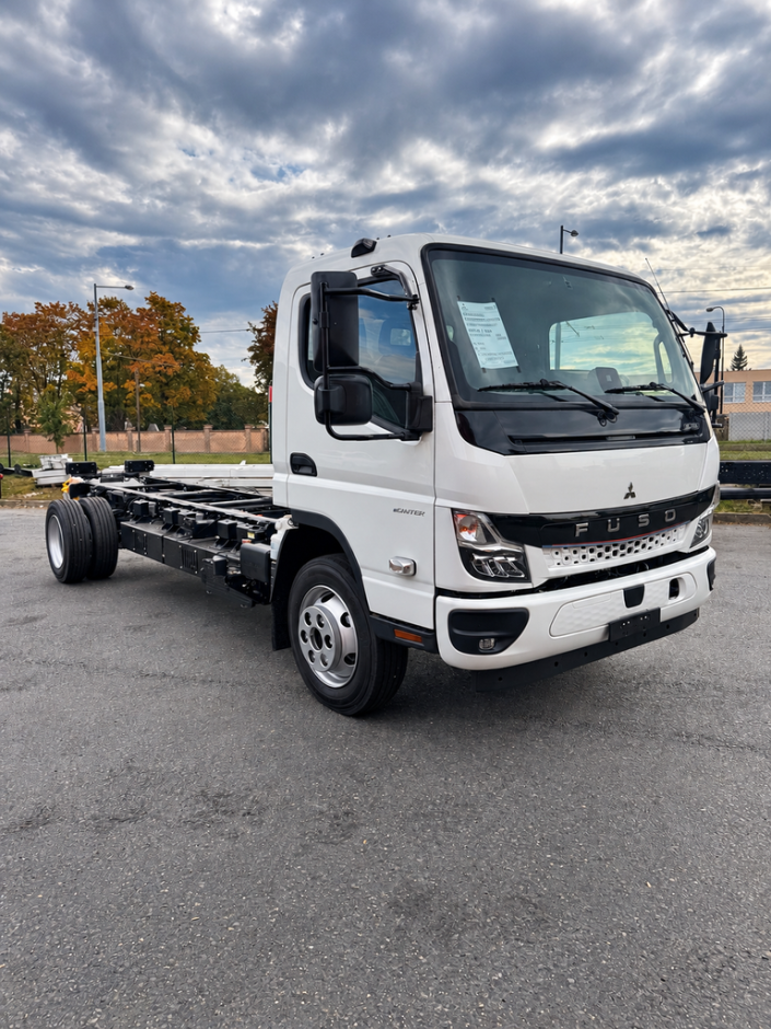 Fuso eCanter 9C18e 4450 Chassis