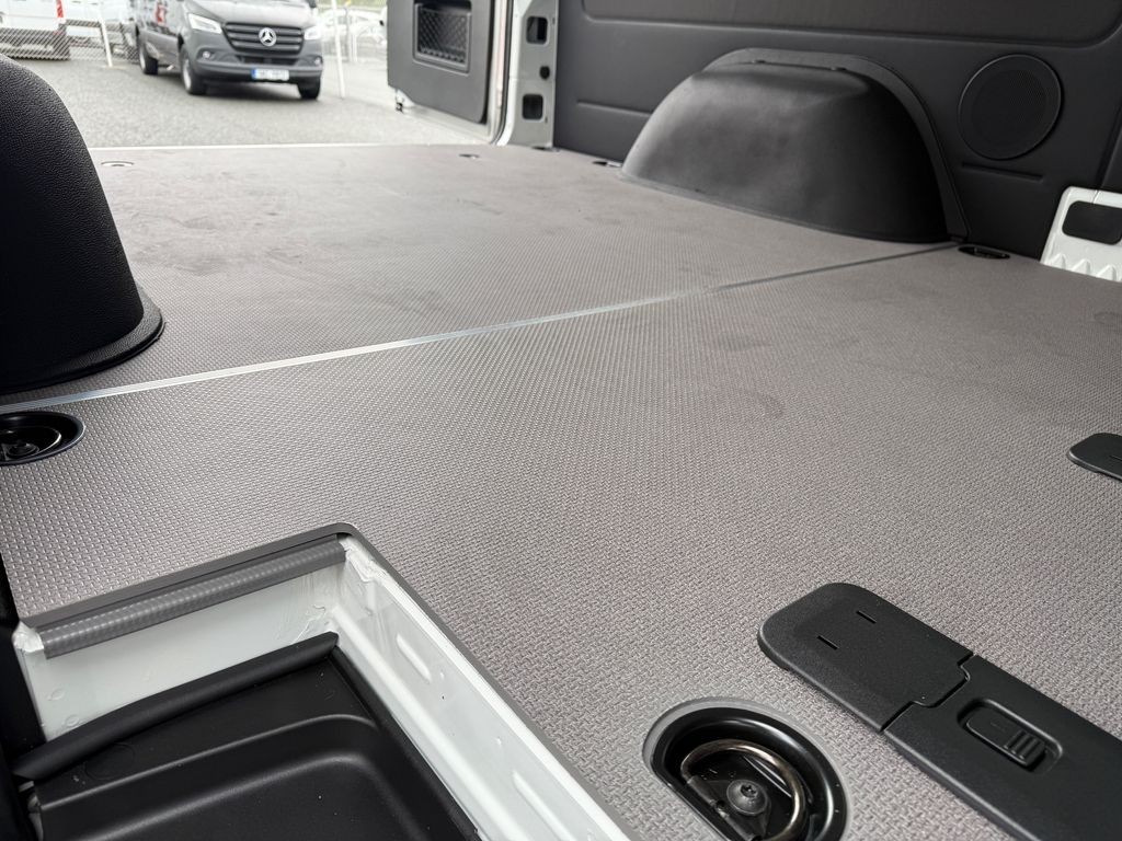 Mercedes-Benz Sprinter Select 4x4 Speciál (foto 8)