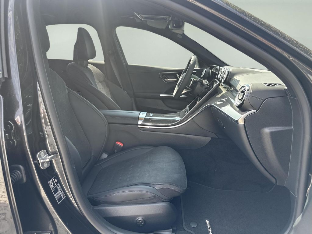 Mercedes-Benz C 220 d 4MATIC AMG Style Edition (foto 11)