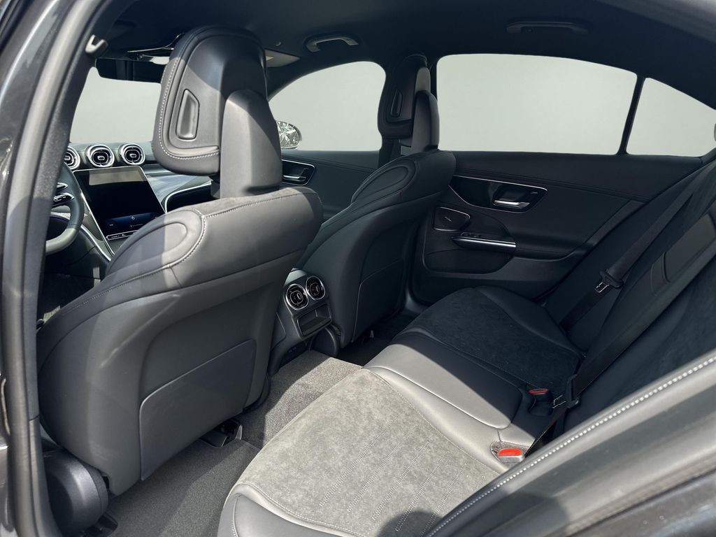 Mercedes-Benz C 220 d 4MATIC AMG Style Edition (foto 13)