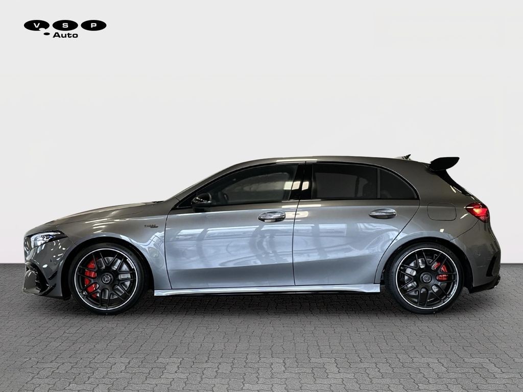 Mercedes-Benz AMG A 45 S 4MATIC+ (foto 1)