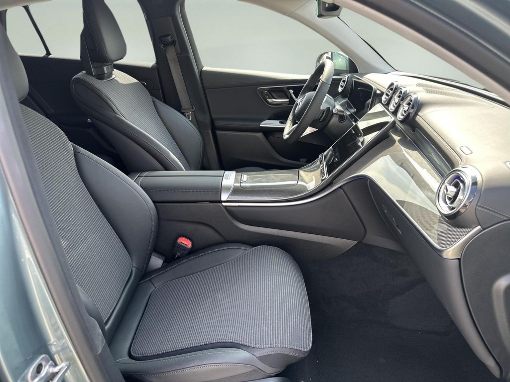 Mercedes-Benz GLC 200 4MATIC kupé (foto 11)