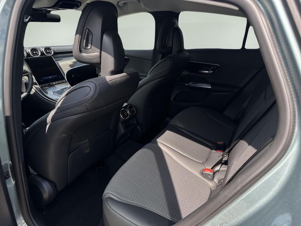 Mercedes-Benz GLC 200 4MATIC kupé (foto 13)