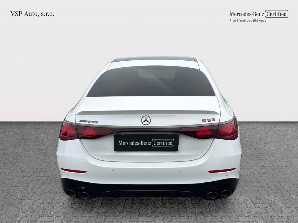 Mercedes-Benz E 53 AMG HYBRID 4MATIC+ (foto 3)
