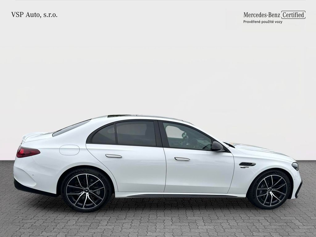Mercedes-Benz E 53 AMG HYBRID 4MATIC+ (foto 5)