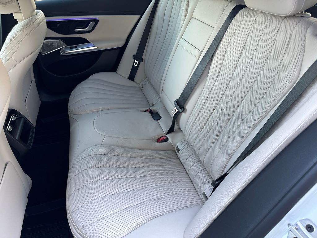 Mercedes-Benz E 300 300de 4MATIC ALL TERRAIN (foto 12)