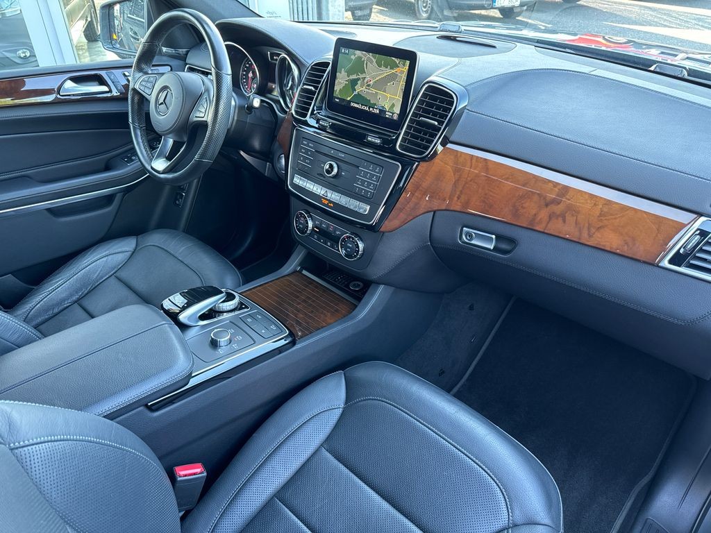 Mercedes-Benz GLS 500 AMG paket (foto 11)