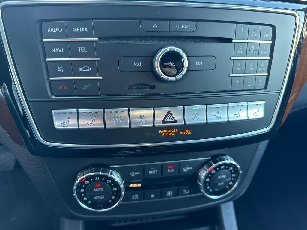 Mercedes-Benz GLS 500 AMG paket (foto 19)