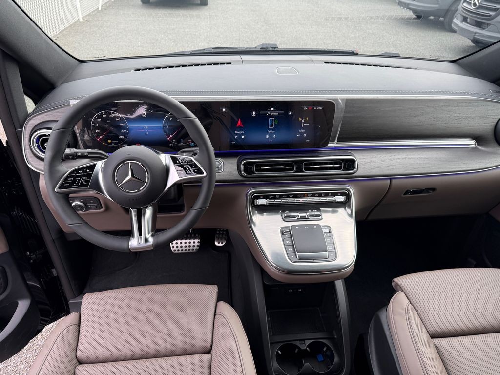 Mercedes-Benz V 300 EXCLUSIVE 4MATIC XL AMG (foto 8)