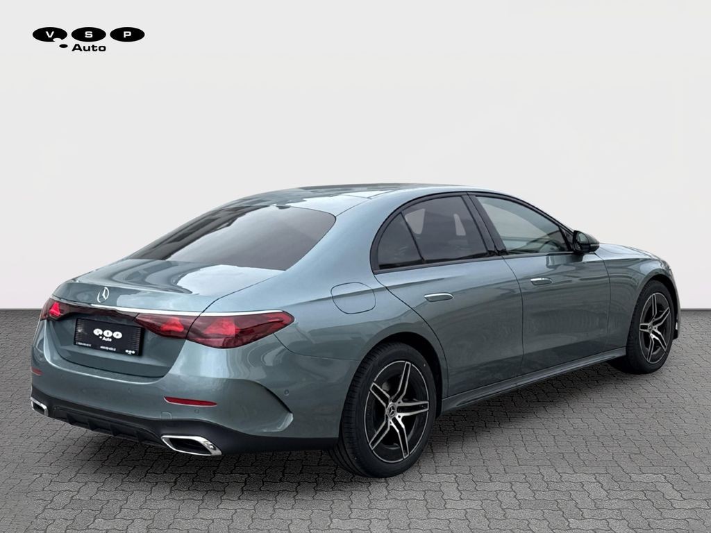 Mercedes-Benz E 200 4MATIC (foto 4)