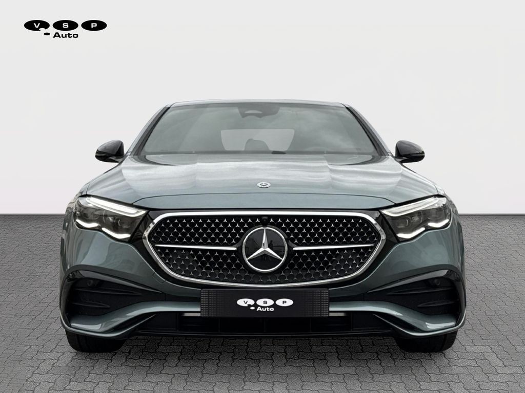 Mercedes-Benz E 200 4MATIC (foto 7)