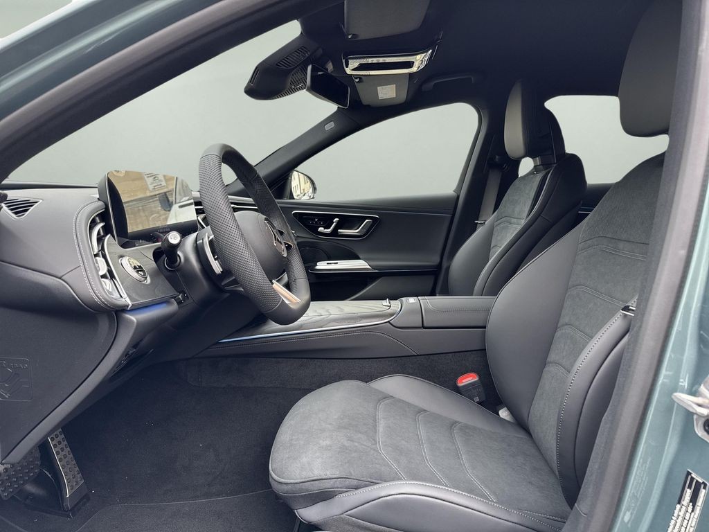 Mercedes-Benz E 200 4MATIC (foto 12)