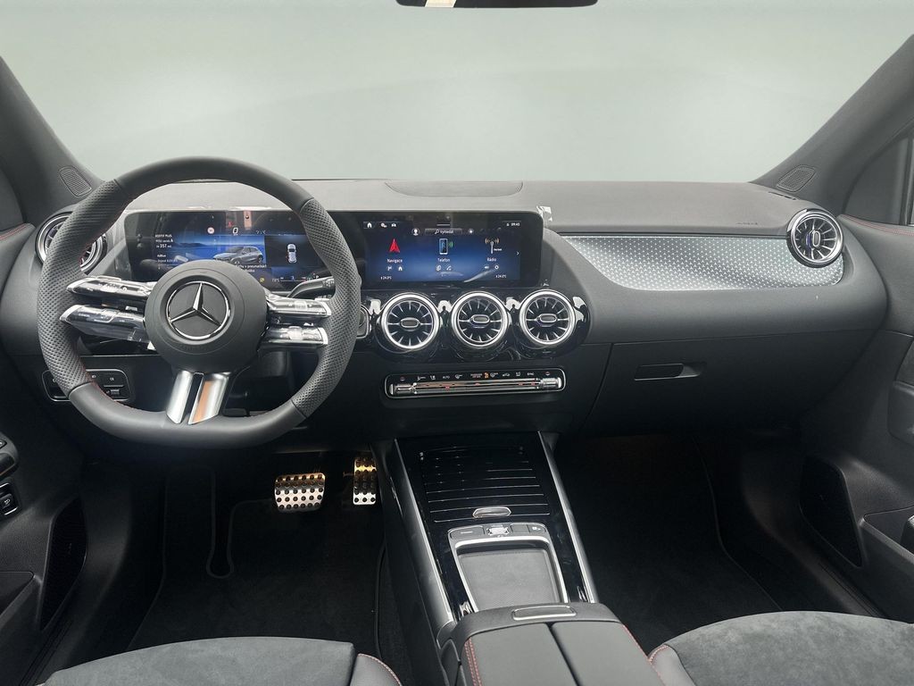 Mercedes-Benz GLA 200 d 4MATIC AMG Style Edition (foto 10) Mercedes-Benz GLA 200 d 4MATIC AMG Style Edition (foto 10)