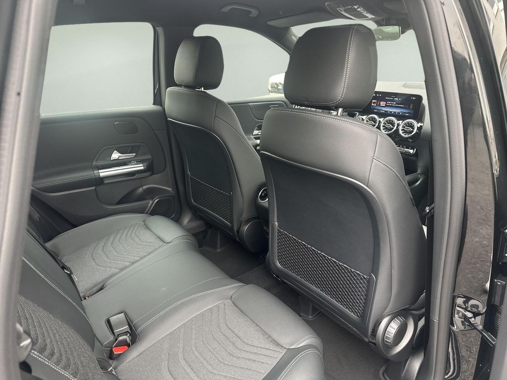 Mercedes-Benz B 200 d Progressive Edition (foto 13)