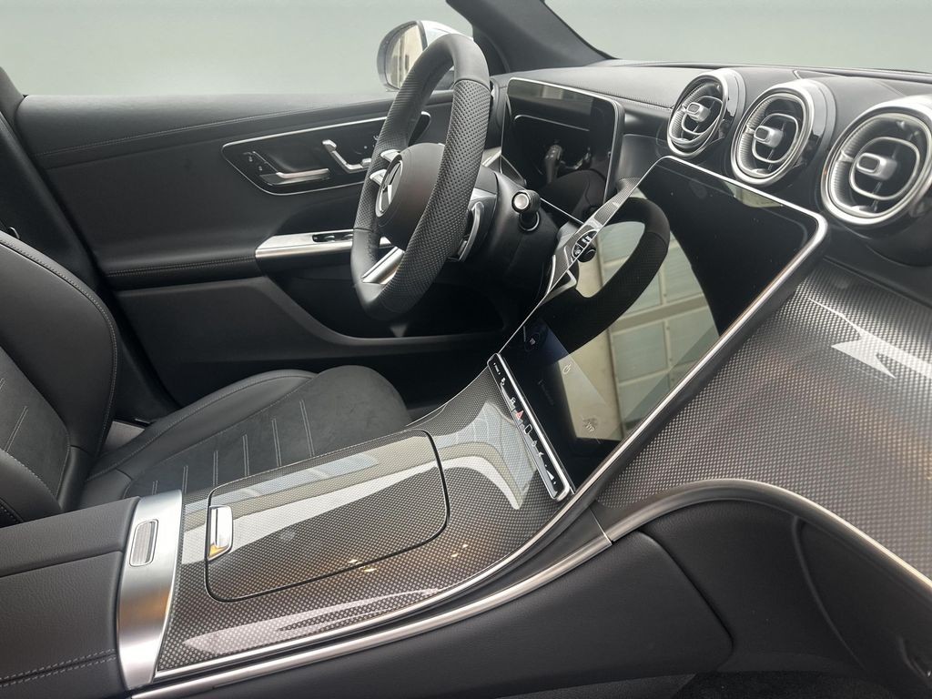 Mercedes-Benz GLC 200 4MATIC kupé (foto 11)