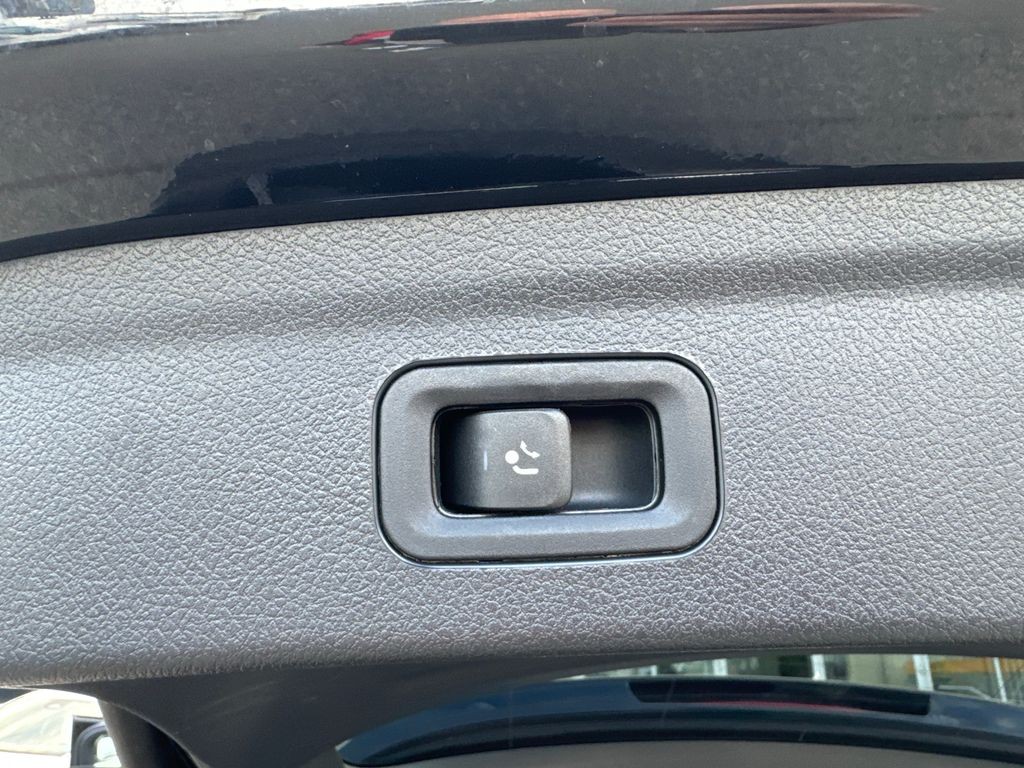 Mercedes-Benz GLE 53 AMG 53 AMG 4MATIC+ (foto 28)