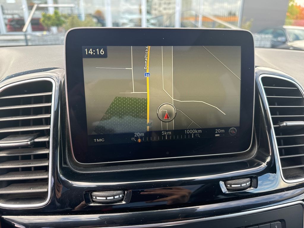 Mercedes-Benz GLE 350 350d 4MATIC AMG paket (foto 16)