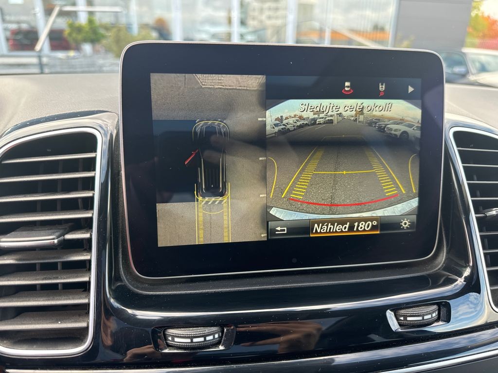 Mercedes-Benz GLE 350 350d 4MATIC AMG paket (foto 17)
