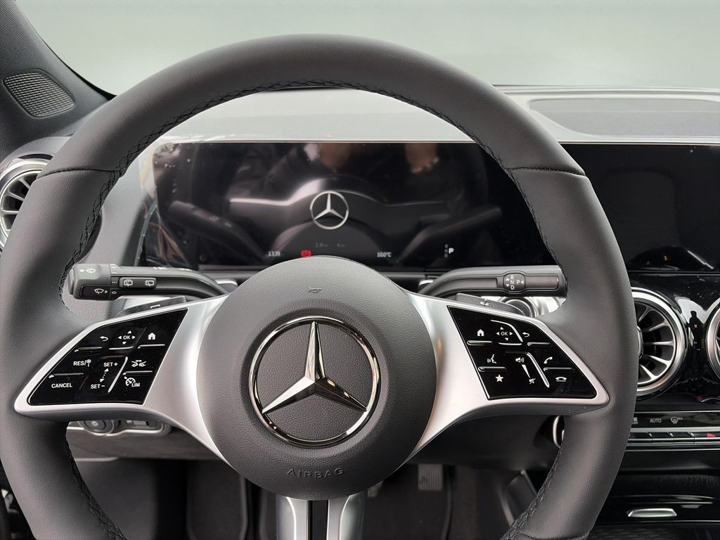 Mercedes-Benz EQB 250+ (foto 9)