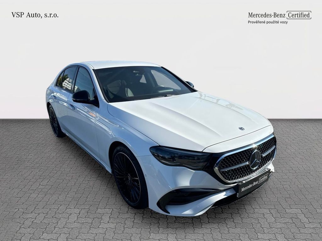 Mercedes-Benz E 220 220d 4Matic AMG paket (foto 6) Mercedes-Benz E 220 220d 4Matic AMG paket (foto 6)