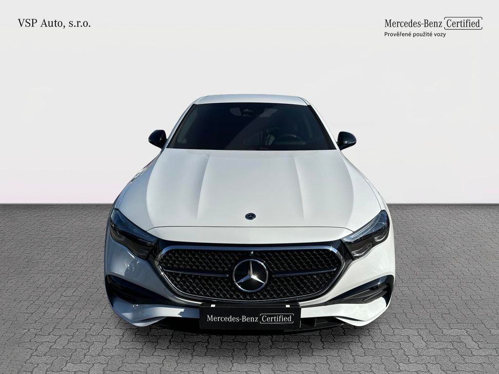 Mercedes-Benz E 220 220d 4Matic AMG paket (foto 7) Mercedes-Benz E 220 220d 4Matic AMG paket (foto 7)
