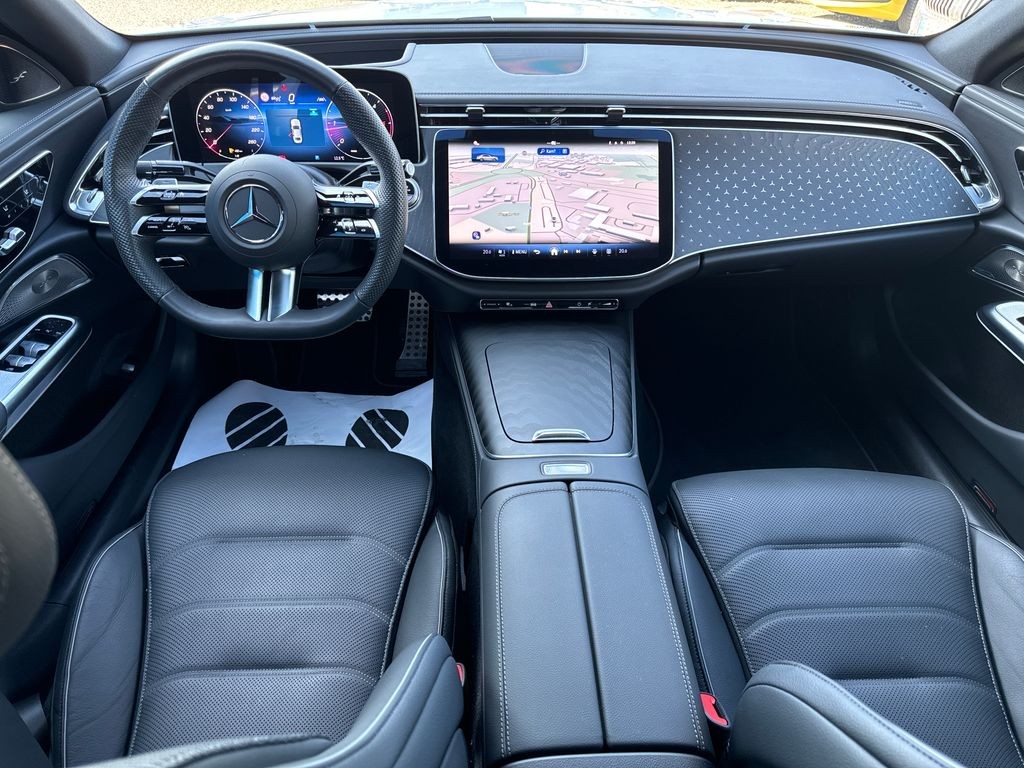 Mercedes-Benz E 220 220d 4Matic AMG paket (foto 9) Mercedes-Benz E 220 220d 4Matic AMG paket (foto 9)