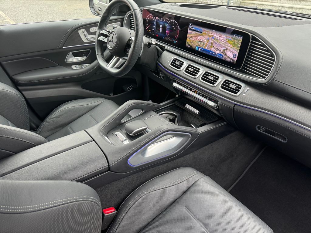 Mercedes-Benz GLE 450 450d 4MATIC (foto 11) Mercedes-Benz GLE 450 450d 4MATIC (foto 11)