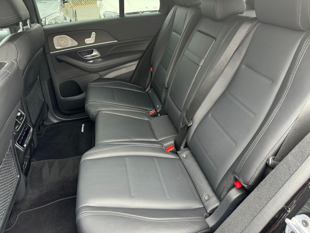 Mercedes-Benz GLE 450 450d 4MATIC (foto 13) Mercedes-Benz GLE 450 450d 4MATIC (foto 13)