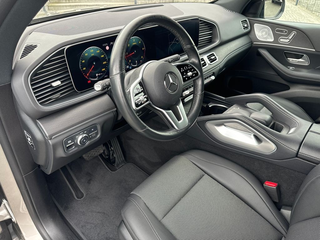 Mercedes-Benz GLE 400 400d 4MATIC AMG paket (foto 8) Mercedes-Benz GLE 400 400d 4MATIC AMG paket (foto 8)