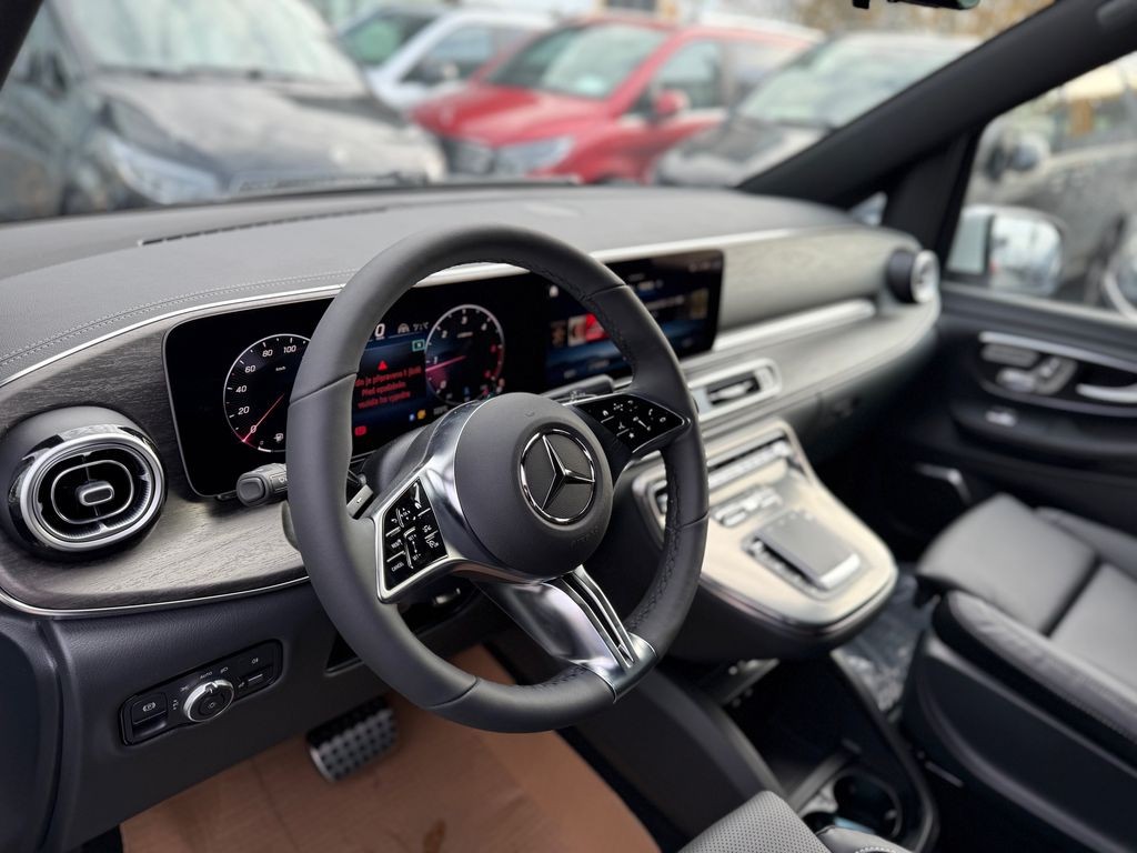Mercedes-Benz V 300 EXCLUSIVE L 4MATIC (foto 7) Mercedes-Benz V 300 EXCLUSIVE L 4MATIC (foto 7)