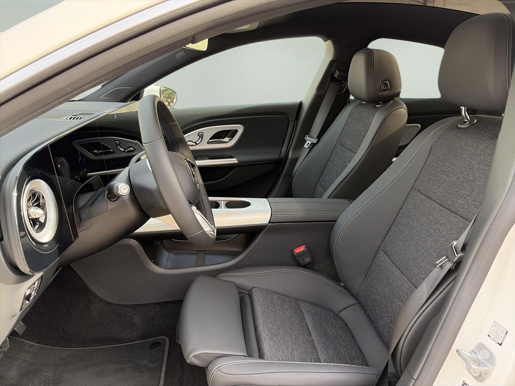 Mercedes-Benz CLA 250+  EQ (foto 12)