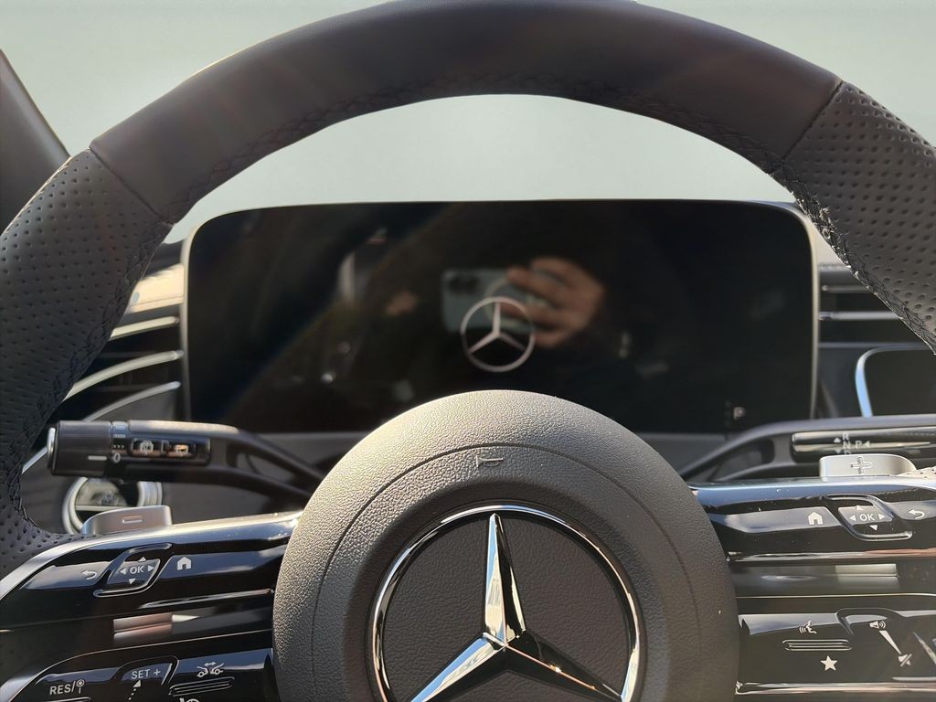 Mercedes-Benz E 220 d 4MATIC kombi (foto 9) Mercedes-Benz E 220 d 4MATIC kombi (foto 9)