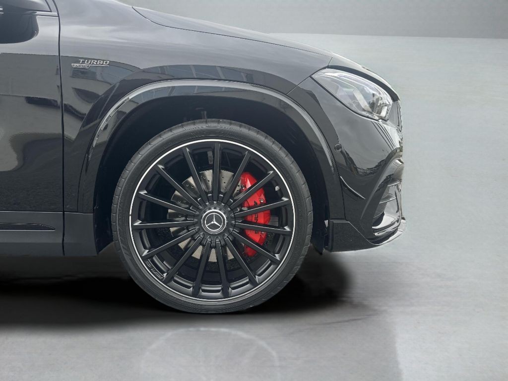 Mercedes-Benz GLA 35 AMG (foto 14)