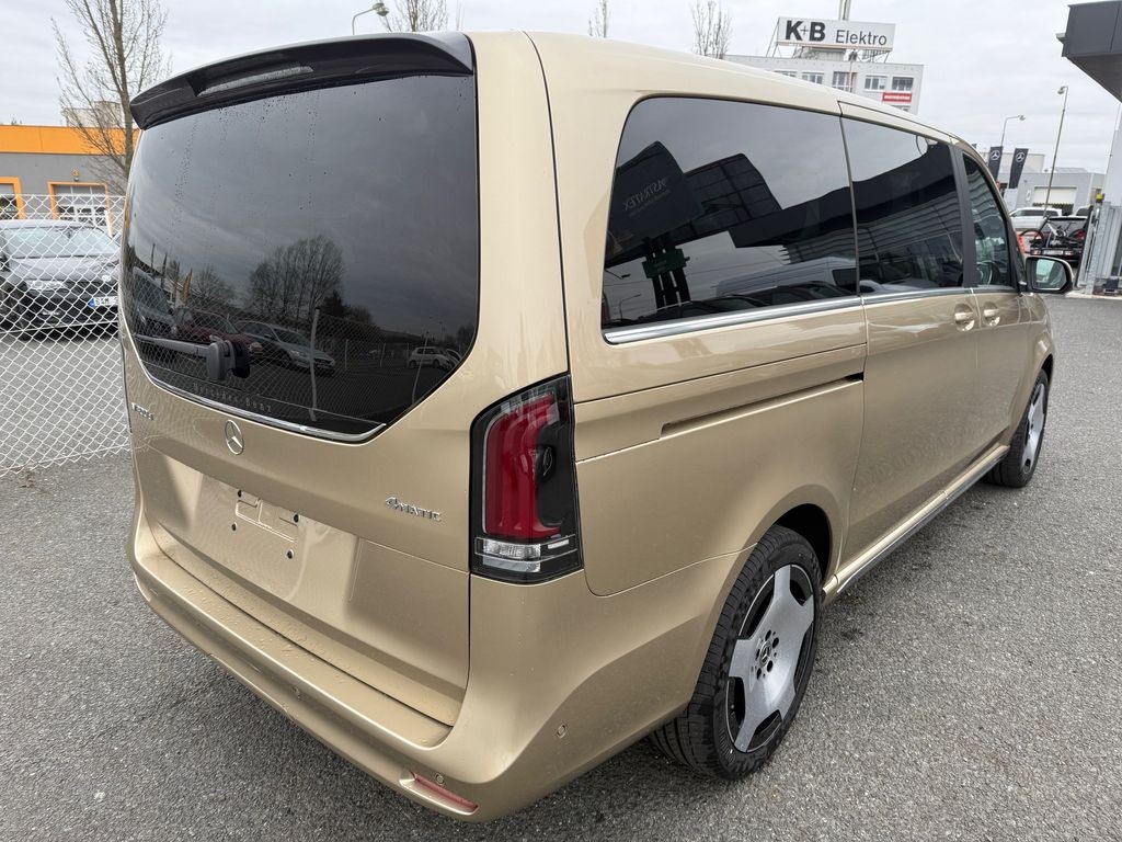 Mercedes-Benz V 300 EXCLUSIVE L 4MATIC (foto 4)