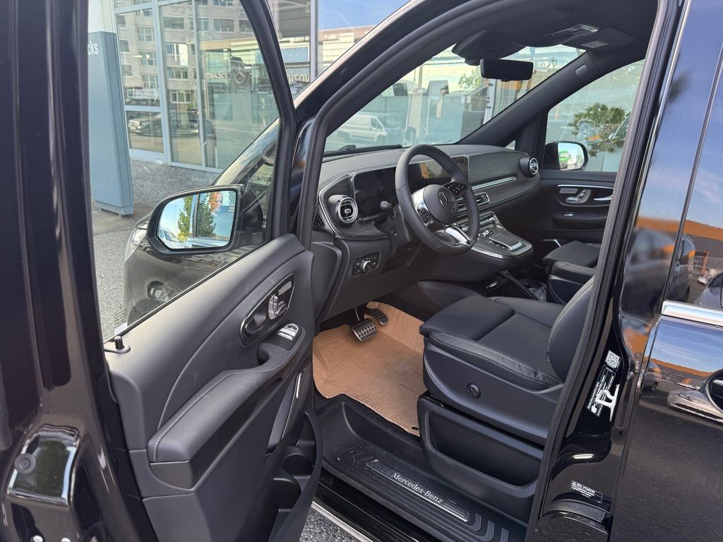 Mercedes-Benz V 300 EXCLUSIVE XL 4MATIC (foto 7)