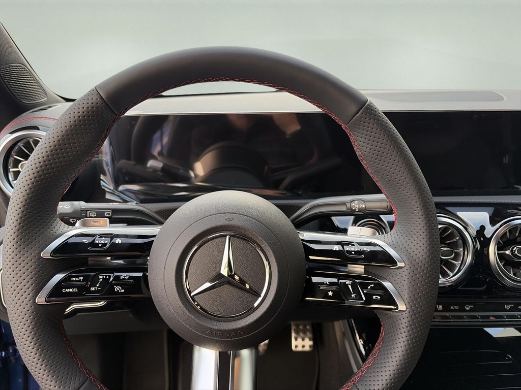 Mercedes-Benz CLA 200 d Shooting Brake AMG Style Edition (foto 9)