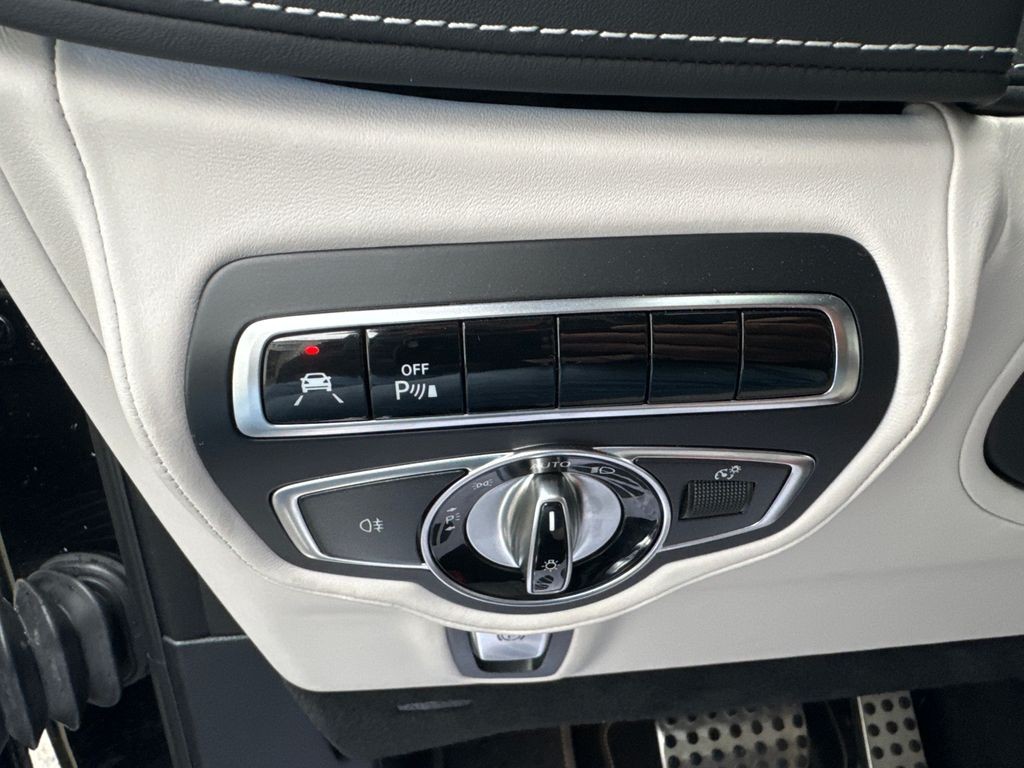 Mercedes-Benz G 63 AMG 63 AMG (foto 22)