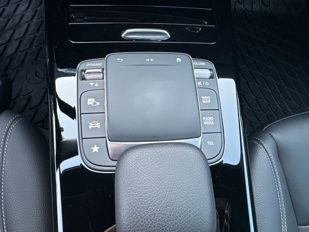 Mercedes-Benz A 200d L PROGRESSIVE (foto 14)